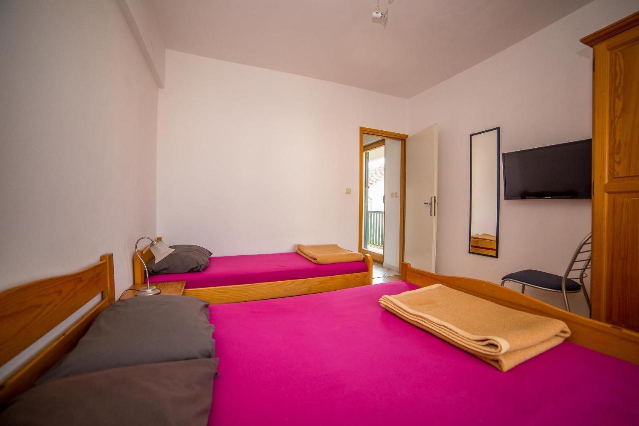 Apartments Grulovic Srima Exterior photo