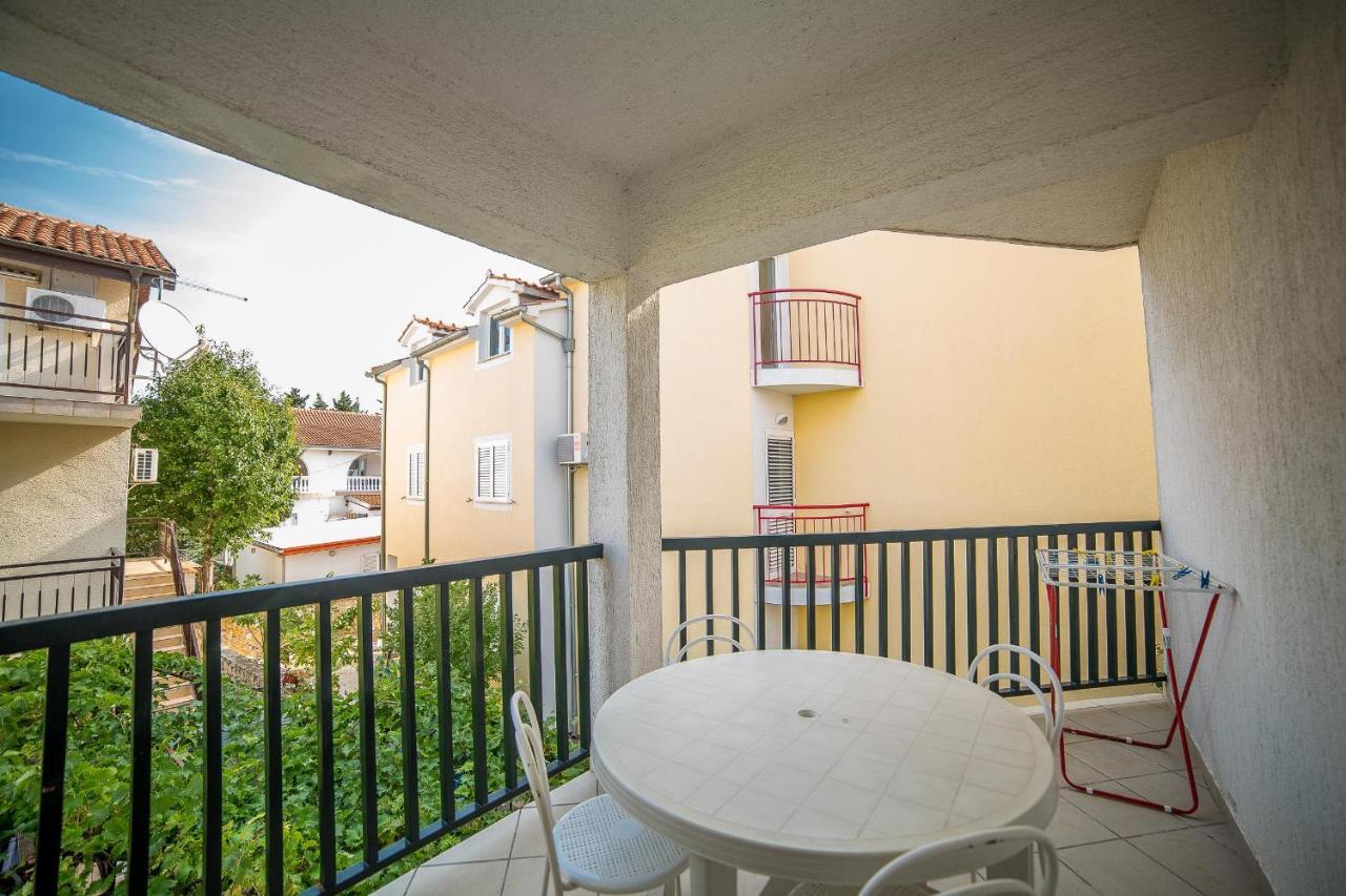 Apartments Grulovic Srima Exterior photo