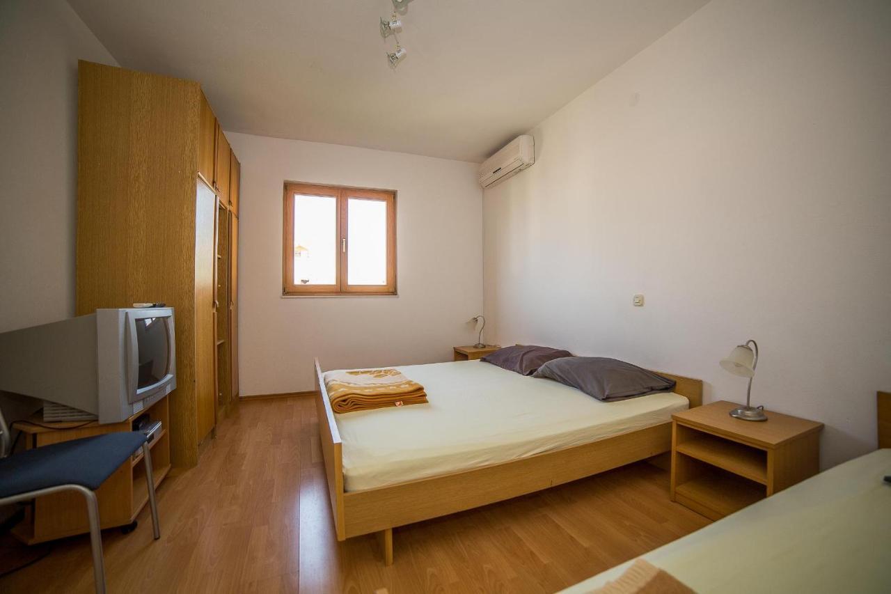 Apartments Grulovic Srima Exterior photo